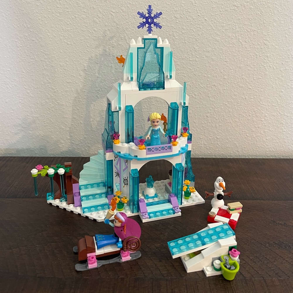Lego *RETIRED* 41062 Frozen Elsa’s Sparkling Ice Castle 292 pcs Ages 6-12